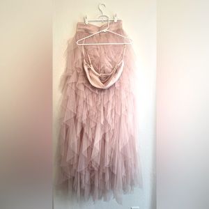 Beautiful pink princess tulle skirt with top. Size large from Fashionova.